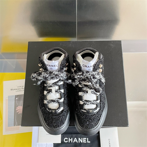 CHANEL 11