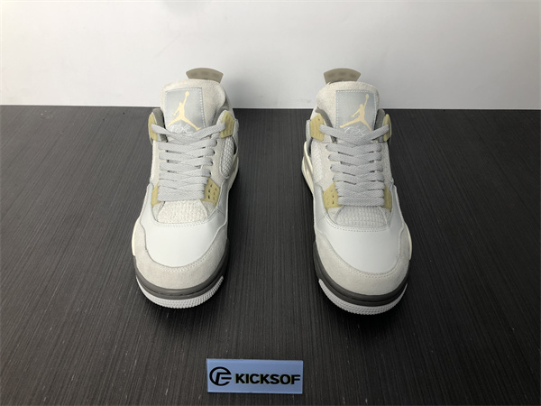 Jordan 4 Retro SE Craft Photon Dust DV3742-021
