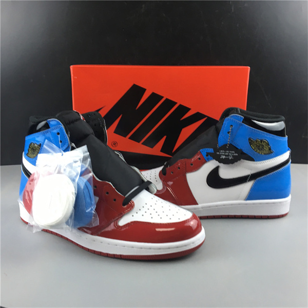 Jordan1 Fearless UNC Chicago CK5666-100
