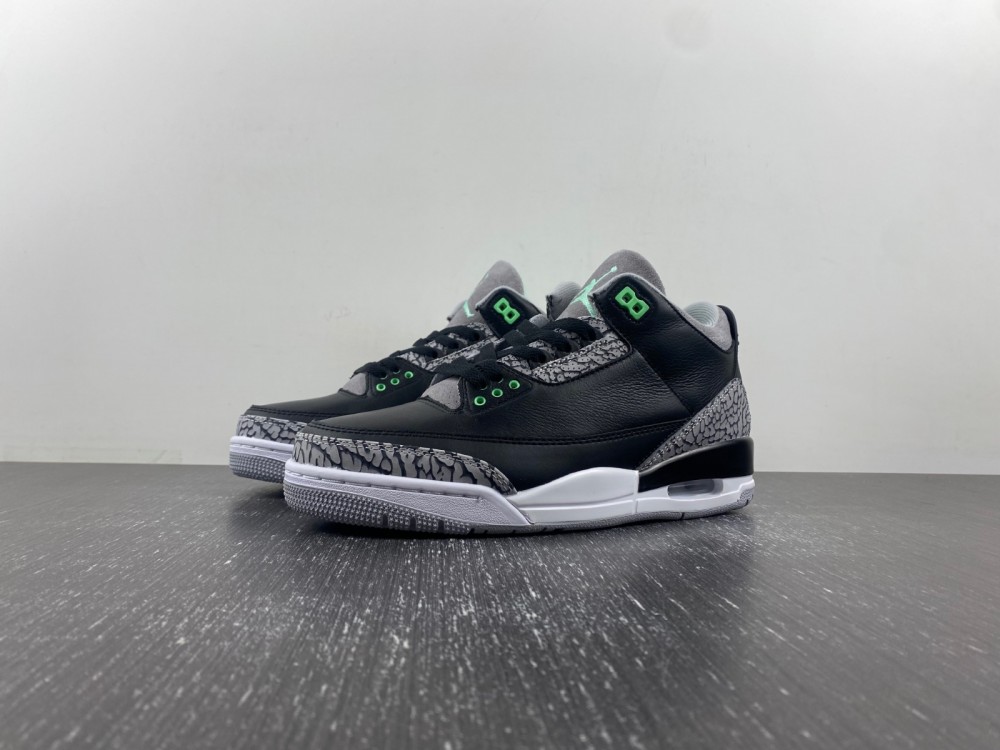Air Jordan 3 “Green Glow”CT8532-031