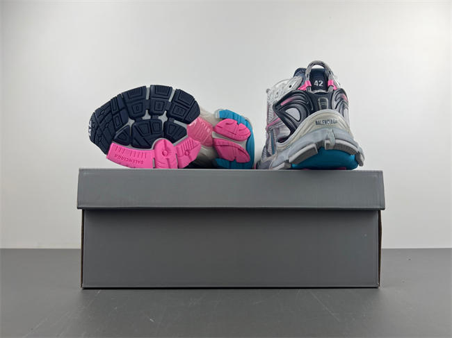 Balenciaga 772774-W3RNY-0322