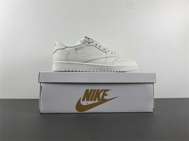 Travis Scott x Air Jordan 1 Low OG1228-111