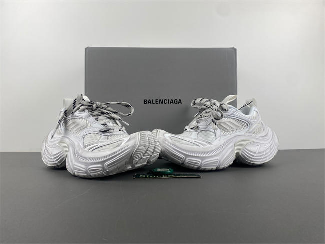 Balenciaga 815853 W2MV2 9000