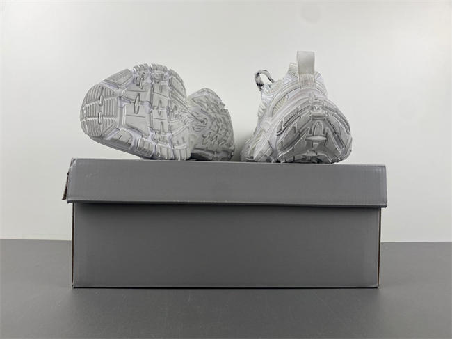 Balenciaga 815853 W2MV2 9000