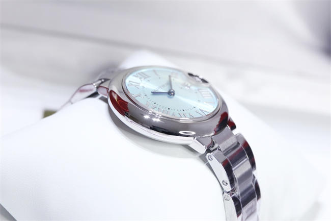 CARTIER 3K Blue Balloon 28mm Quartz 03