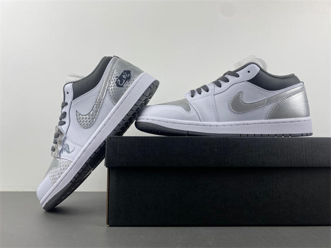 Air Jordan 1 Low 553558-152