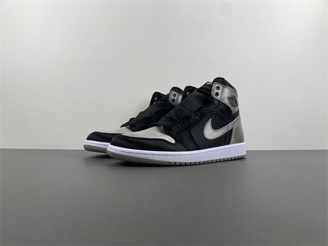 Air Jordan 1 Retro High OG FD4810-010
