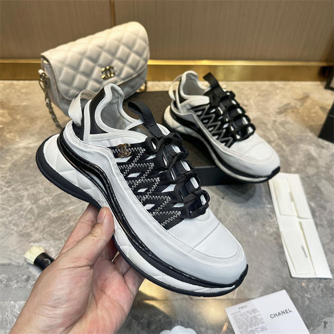 Chanel Trend Sneaker