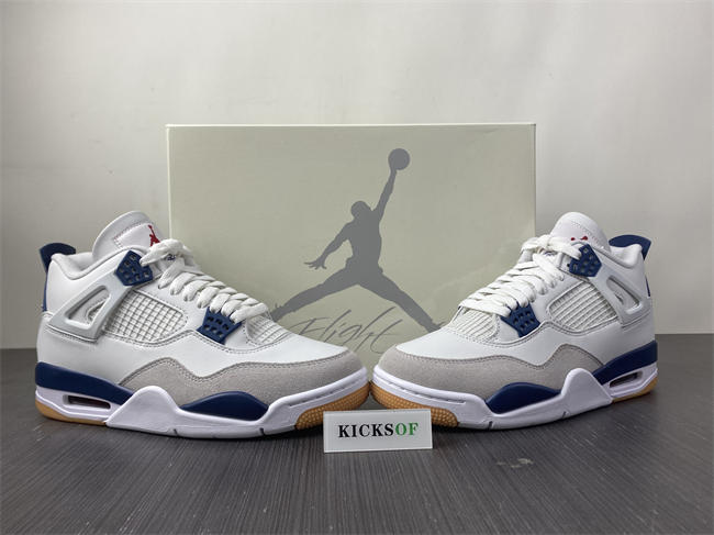 Nike SB x Air Jordan 4 “Navy”  DR5415-100