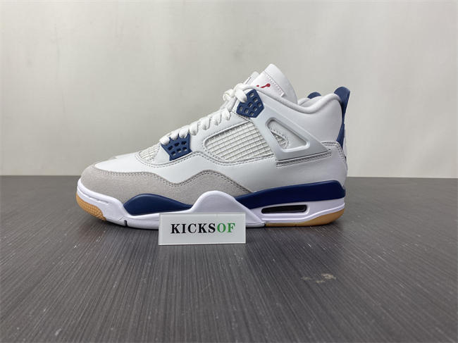 Nike SB x Air Jordan 4 “Navy”  DR5415-100