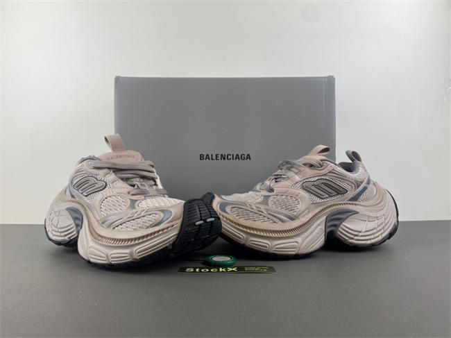 Balenciaga 911