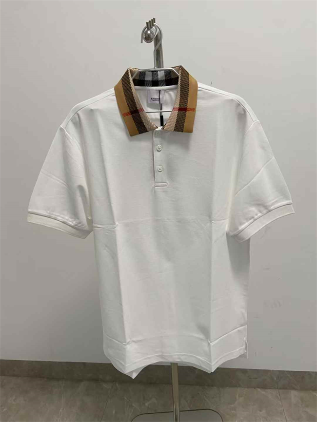 BURBERRY T-SHIRT