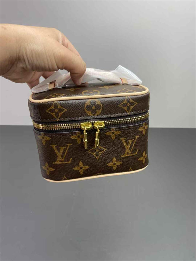 LV BAG