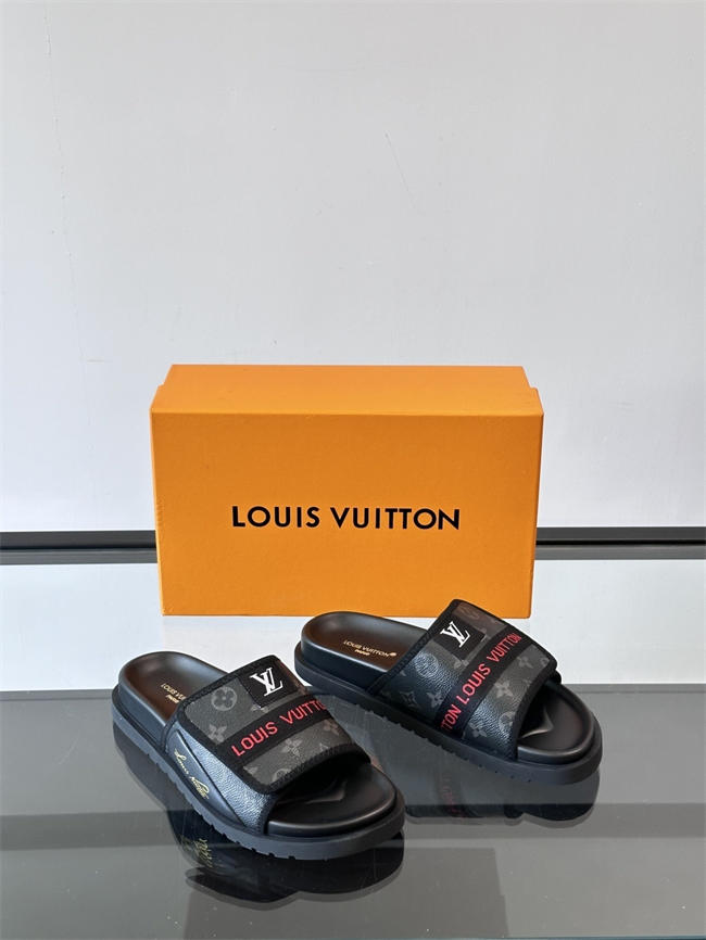 Lv Slipper