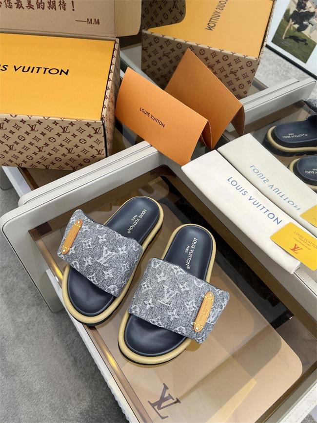 Lv Slipper