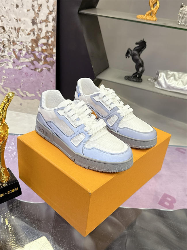 Lv Trainer Sneaker